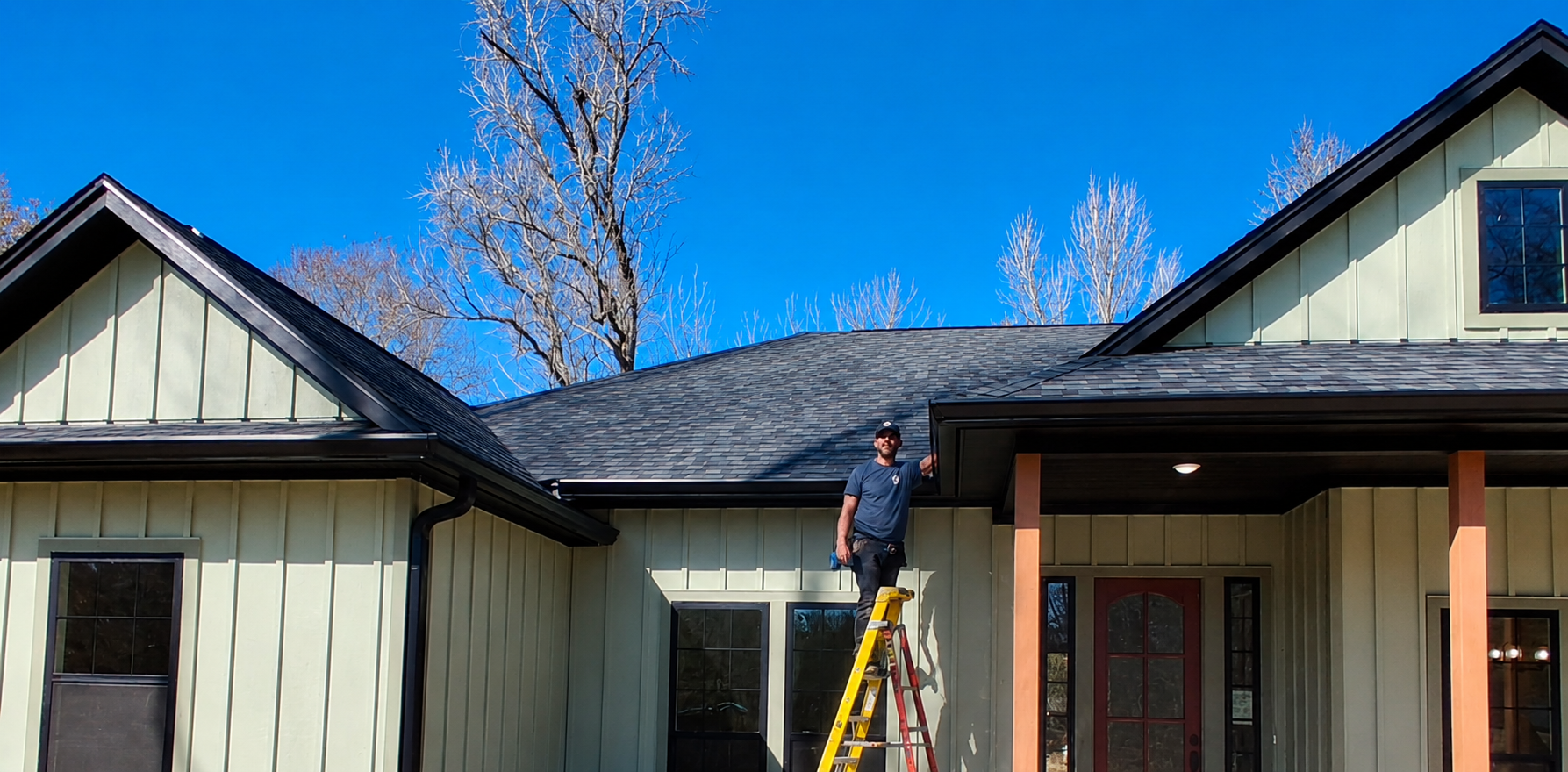 Professional gutter cleaning in Atascocita TX