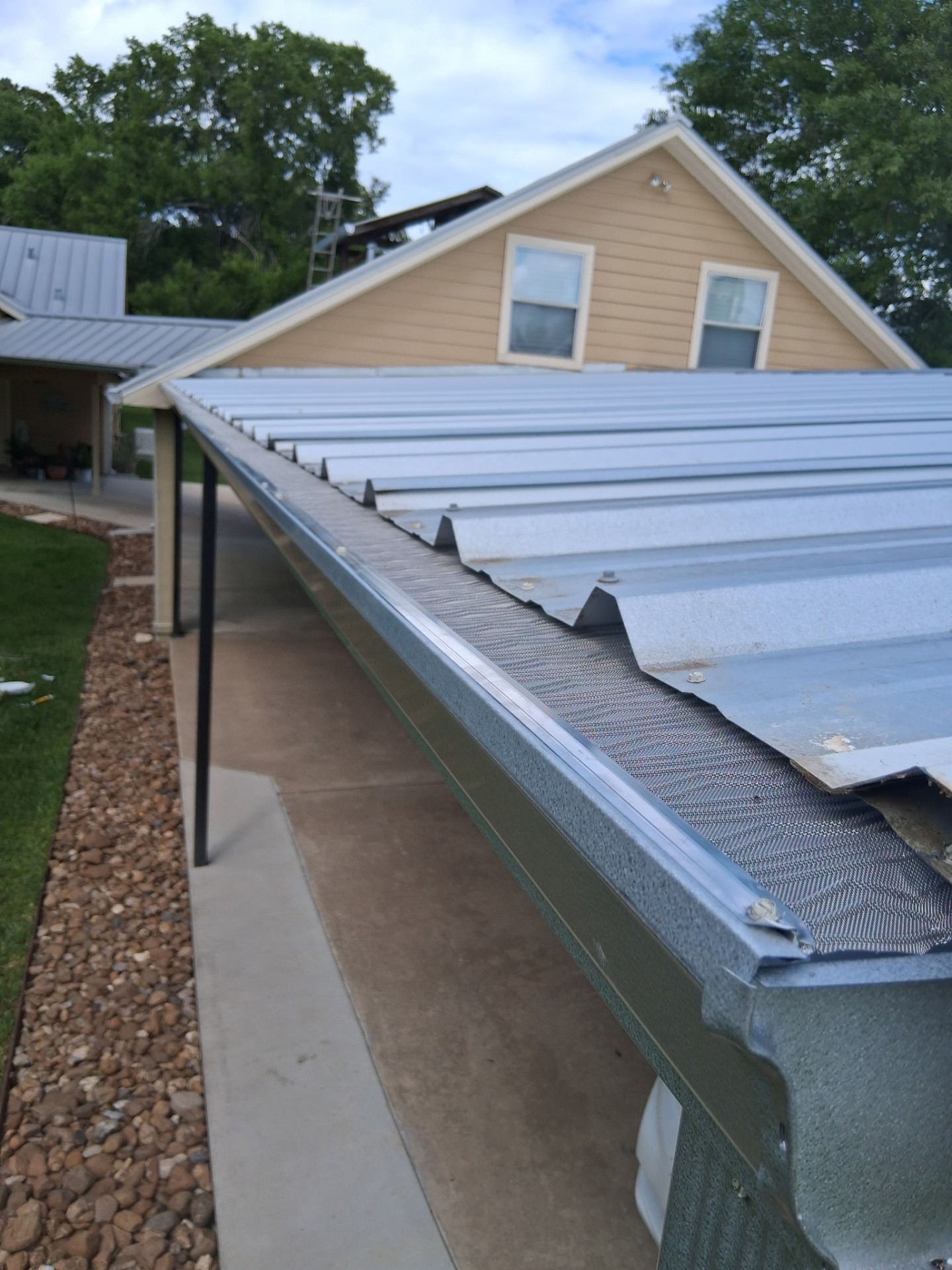 Leaf Blaster Pro gutter guard installation Montgomery County Texas